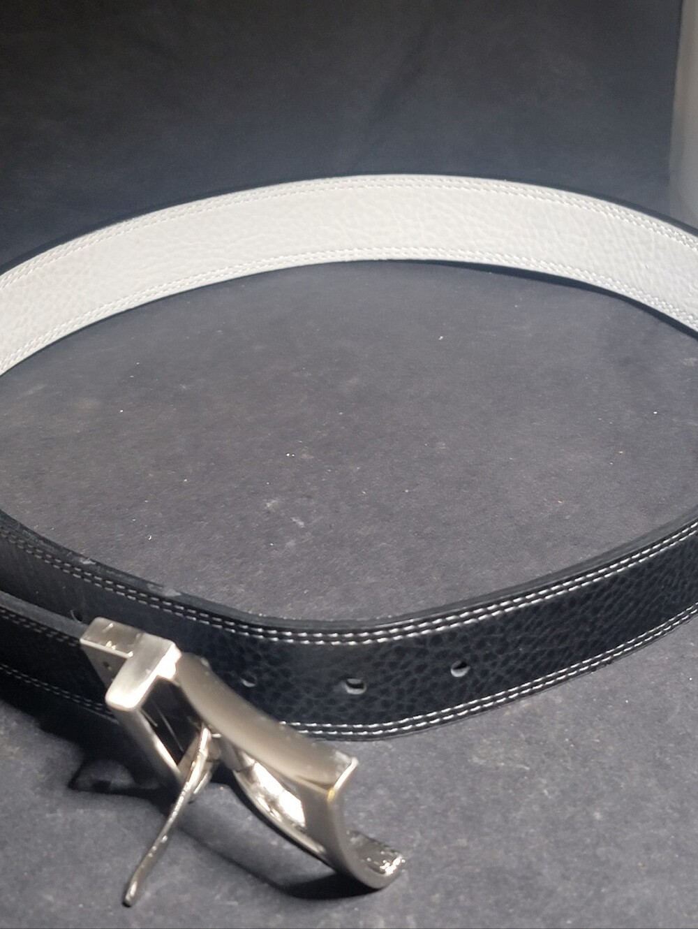 Nike Reversible Golf Belt Black White Size 34 Silver Swoosh Buckle